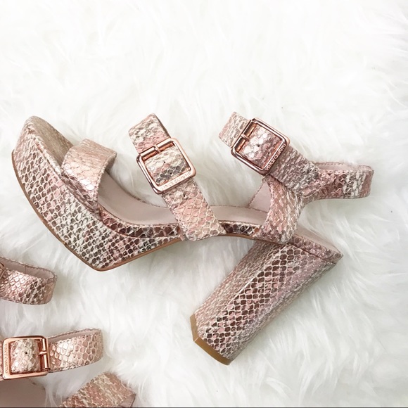 Vince Camuto Rose Gold Snake Skin Block Heels 7 - Picture 3 of 7